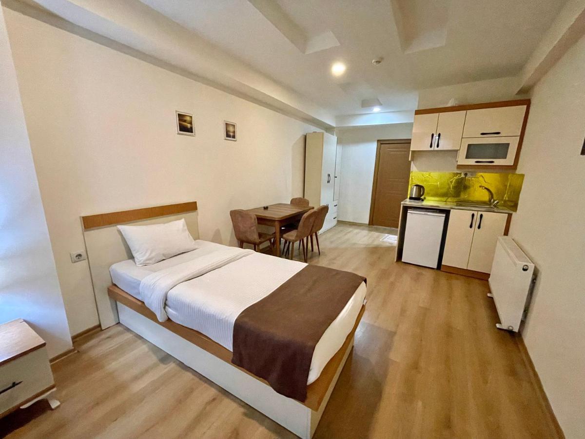 Taksim Newaz Hotel Istanbul Exterior photo